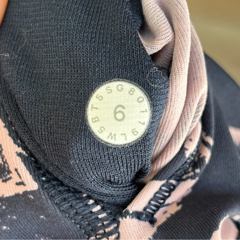 Lululemon Wunder Under High Rise Tight Leggings Graffiti Pop Navy Sz 6